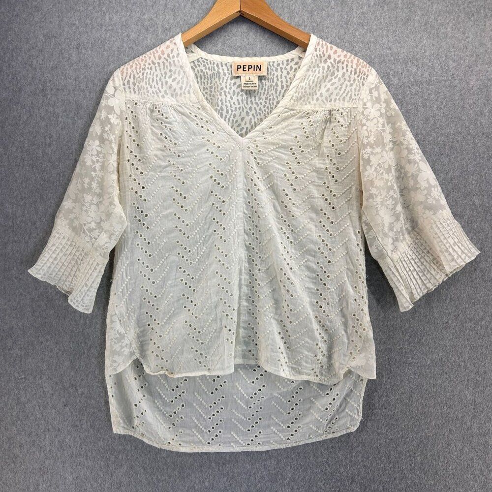 Pepin Size Small V-Neck Eyelet Blouse Cotton Silk Blend Ivory Cream Anthro FLAWS